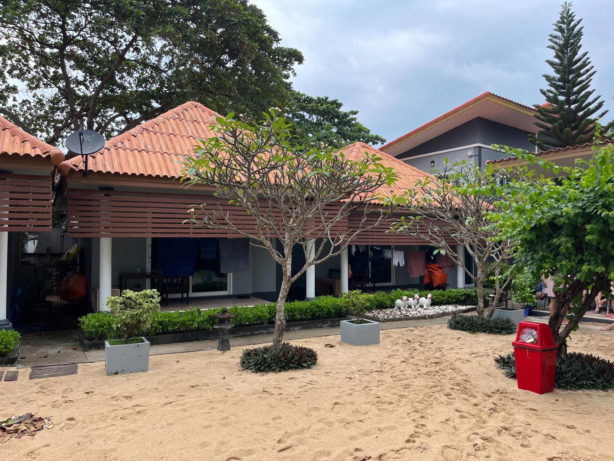 Maenam Villa Hotel Мае Нам Екстериор снимка