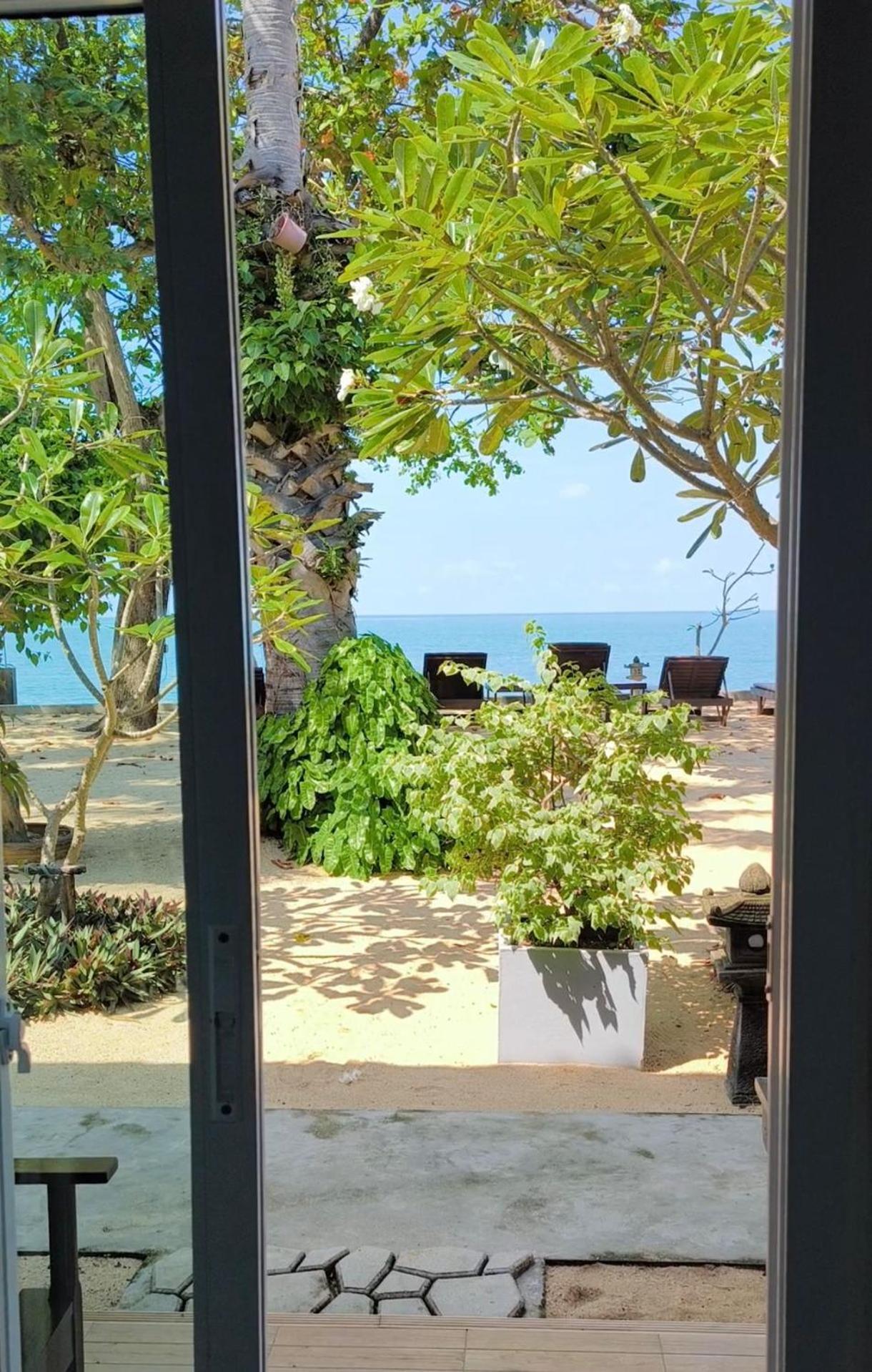Maenam Villa Hotel Мае Нам Екстериор снимка