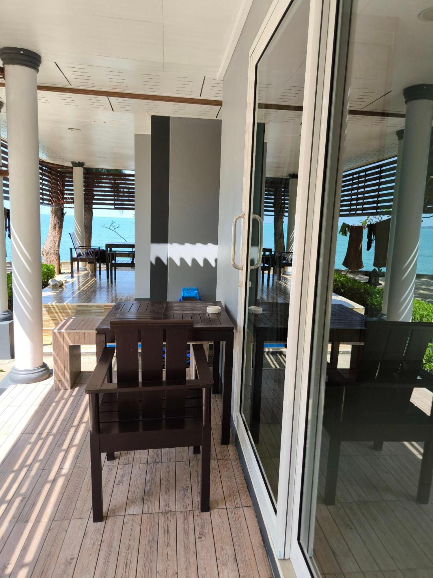 Maenam Villa Hotel Мае Нам Екстериор снимка
