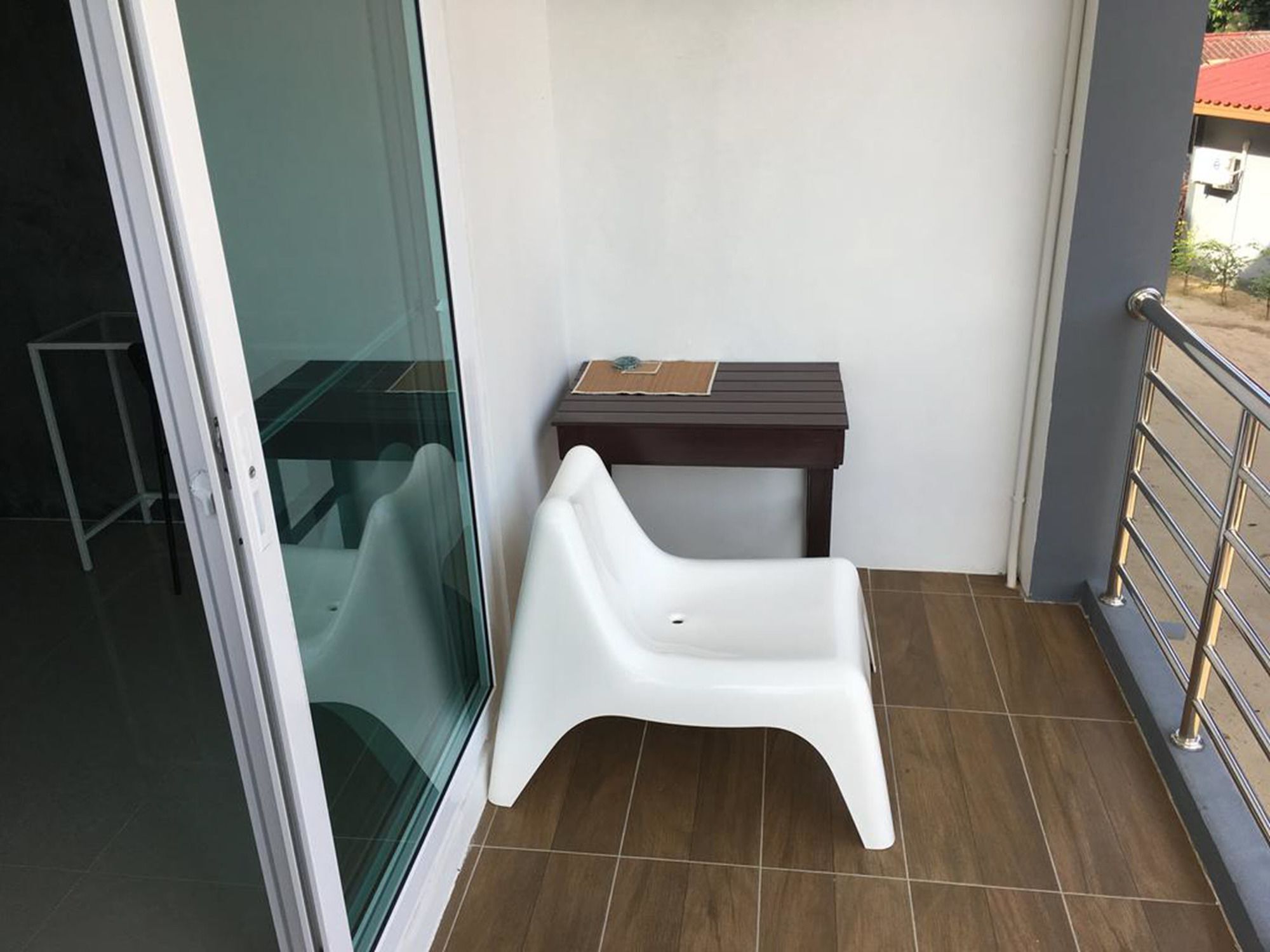 Maenam Villa Hotel Мае Нам Екстериор снимка